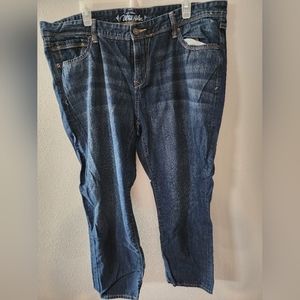 Old Navy Ultra Blue mid rise jeans, size 18